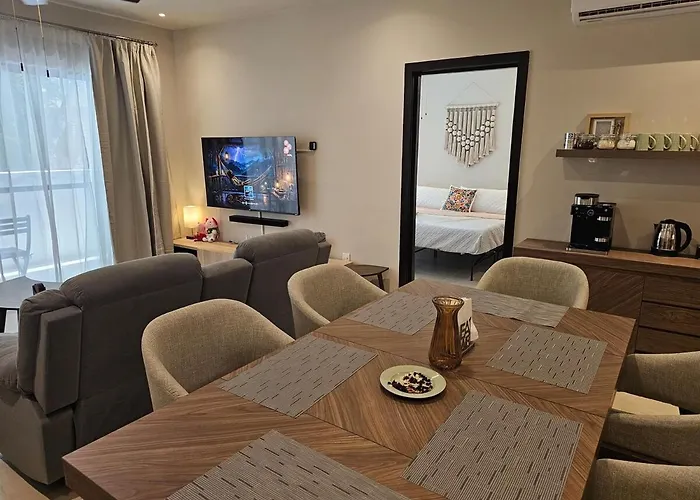 3br Oasis: Poolside, Gym, Near & Xcaret Apartment Playa del Carmen