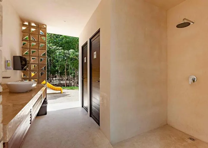3br Oasis: Poolside, Gym, Near & Xcaret * Playa del Carmen
