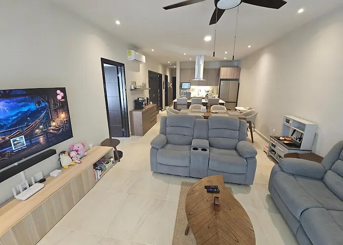 3br Oasis: Poolside, Gym, Near & Xcaret *