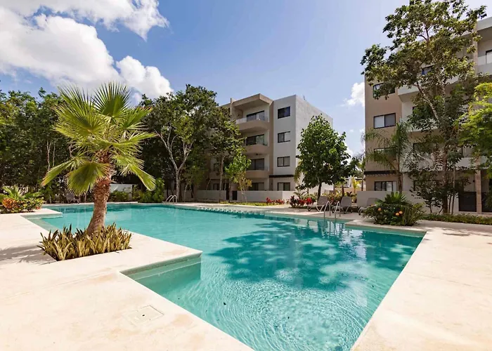3br Oasis: Poolside, Gym, Near & Xcaret *