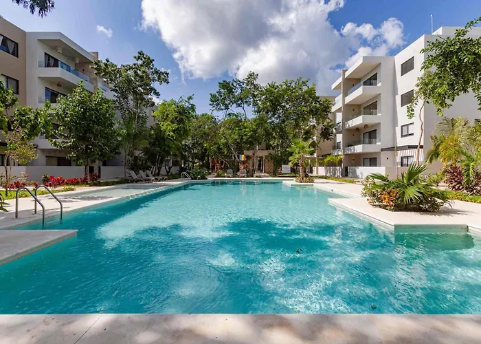 3br Oasis: Poolside, Gym, Near & Xcaret Apartment