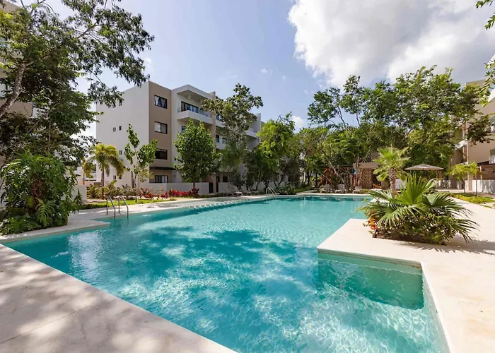 3br Oasis: Poolside, Gym, Near & Xcaret Apartment